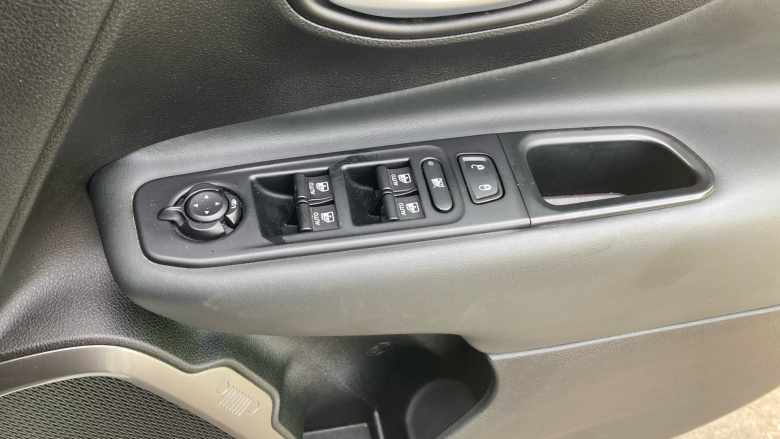 Jeep Renegade 1.6 Multijet Limited 5dr DDCT Diesel Hatchback